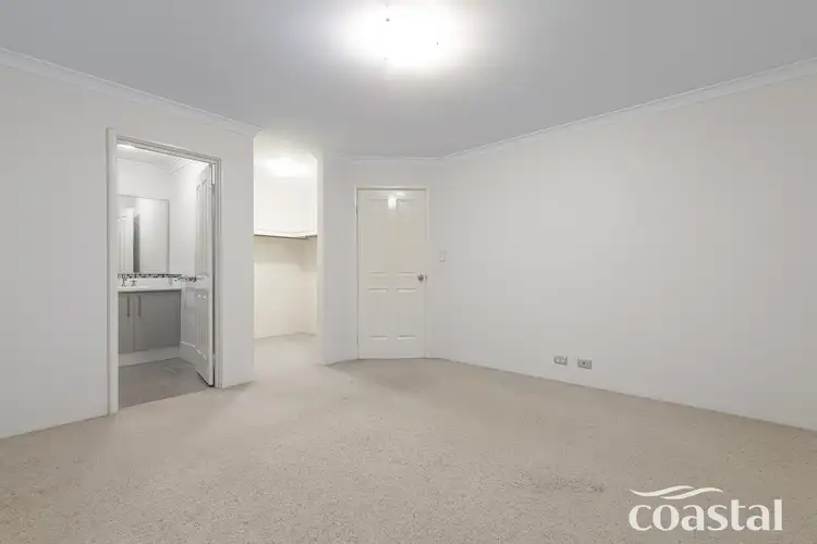 Sixth view of Homely house listing, 10 St Cloud Link, Meadow Springs WA 6210