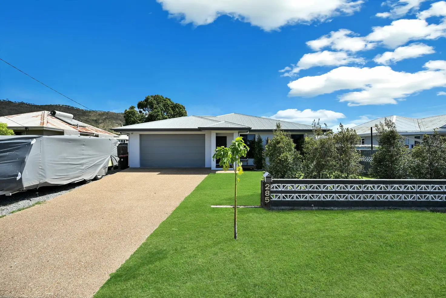 Main view of Homely house listing, 285 Stuart Dr, Wulguru QLD 4811