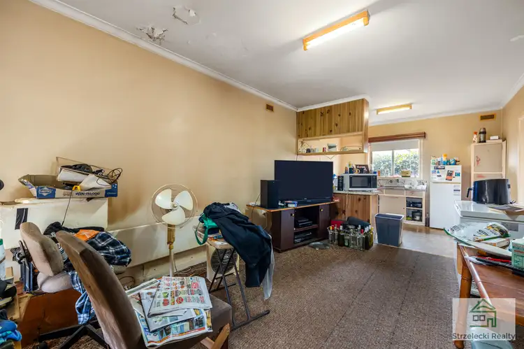 Fifth view of Homely unit listing, Unit 3/4 York St, Moe VIC 3825