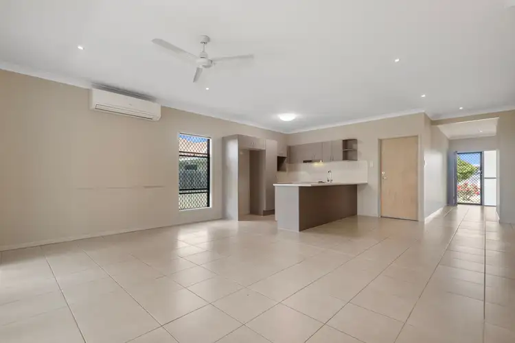 Second view of Homely house listing, 8 Guilfoyle Cct, Kirwan QLD 4817
