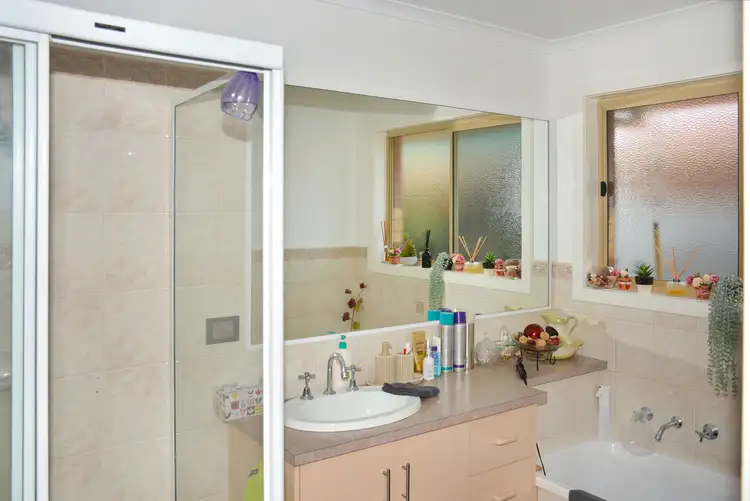 Sixth view of Homely unit listing, Unit 1/5 Apricot Cct, Cobram VIC 3644