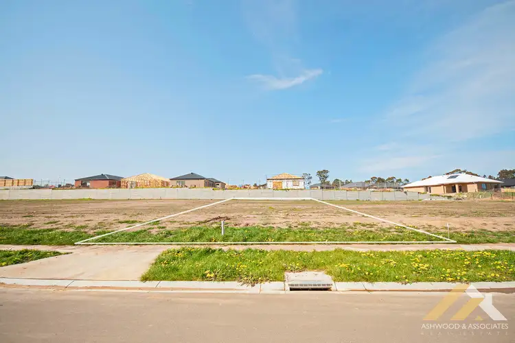 14 Eucalyptus Way, Lucknow VIC 3875