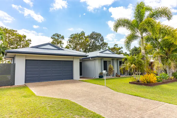 25 Sirenia Dr, Burrum Heads QLD 4659