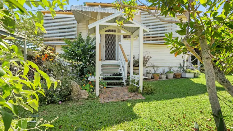 9 Pollard St, Brighton QLD 4017