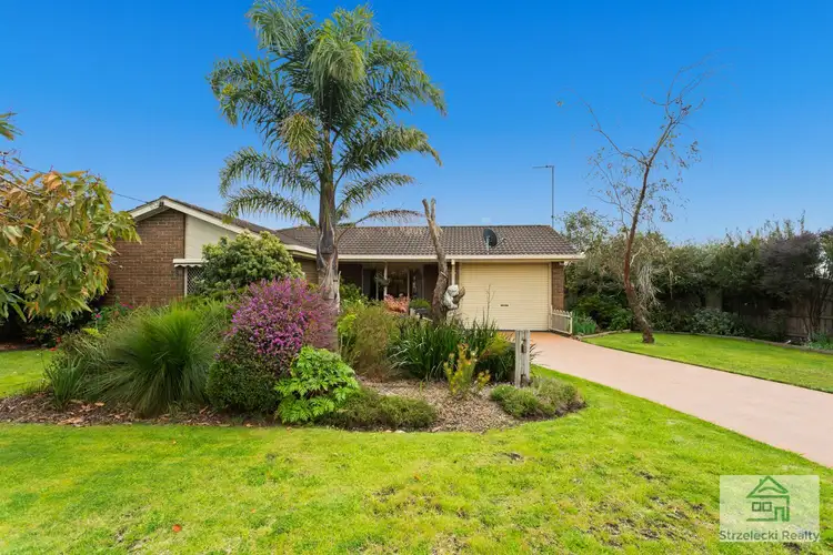 Second view of Homely house listing, 17 Cross St, Trafalgar VIC 3824