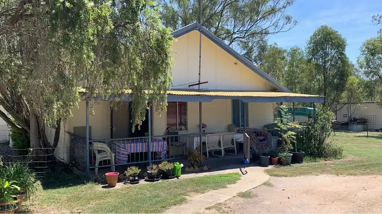 18 Fleur Cres, Lockyer Waters QLD 4311