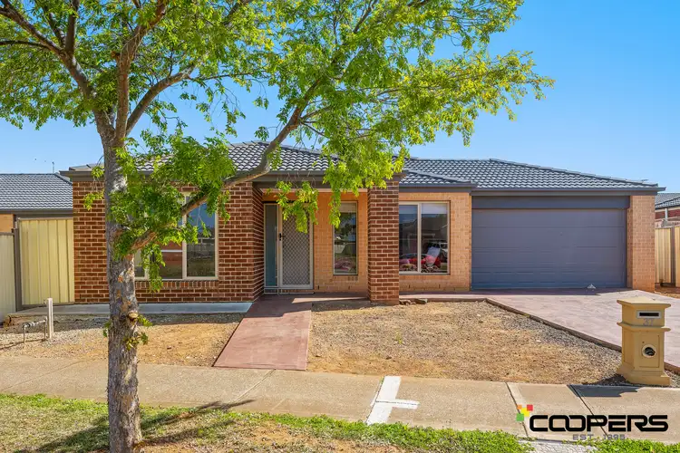 Second view of Homely house listing, 37 Brookfield Avenue, Brookfield VIC 3338