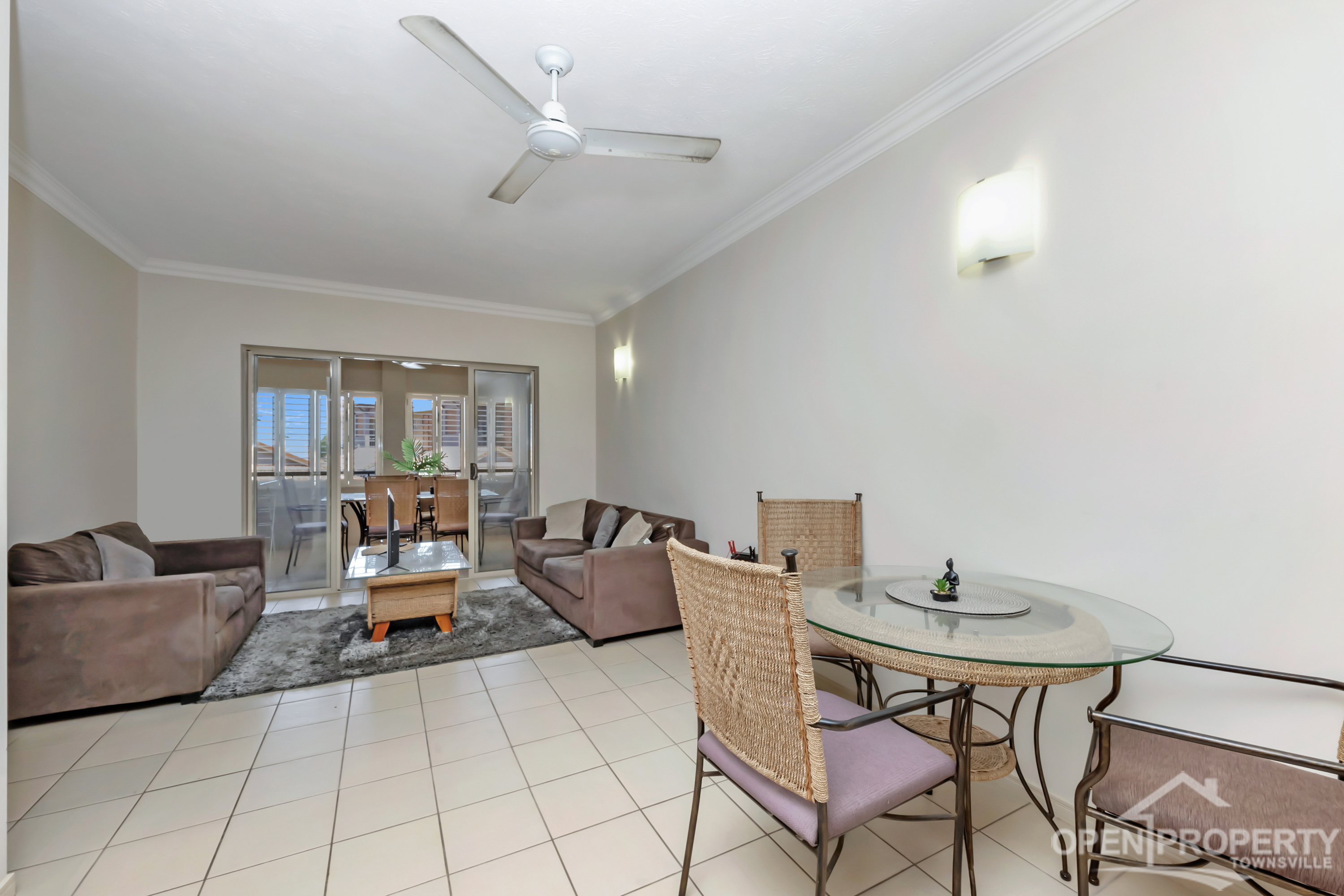 Second view of Homely unit listing, Unit 237/41-51 Oonoonba Rd, Idalia QLD 4811