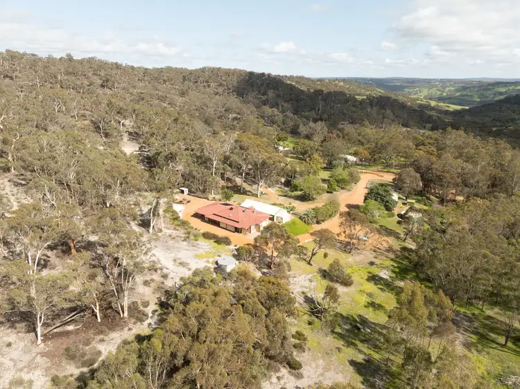 21 Acacia Cl, Toodyay WA 6566