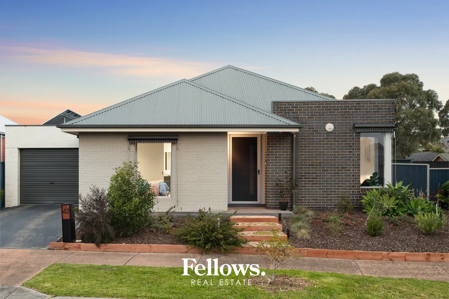 Main view of Homely house listing, 42 Stringy Bark Cct, Pakenham VIC 3810