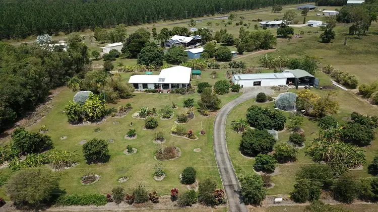 21 Williams Ave, Cardwell QLD 4849