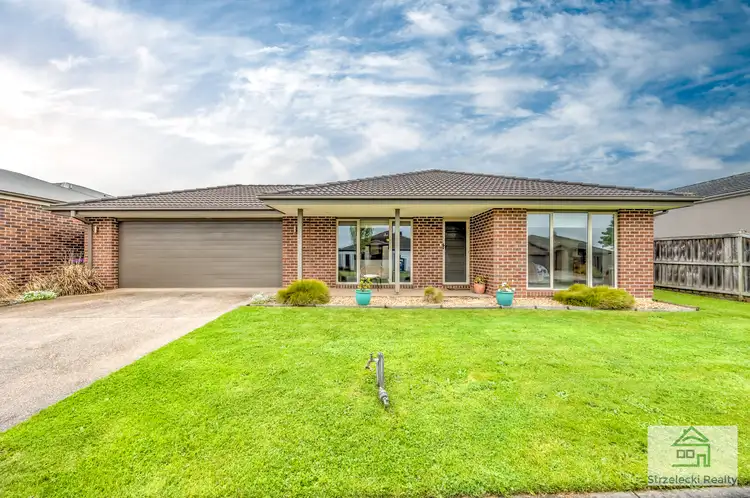 27 Villeneuve Dr, Trafalgar VIC 3824