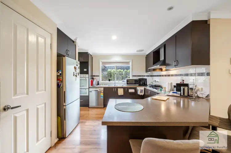 Sixth view of Homely house listing, 27 Villeneuve Dr, Trafalgar VIC 3824