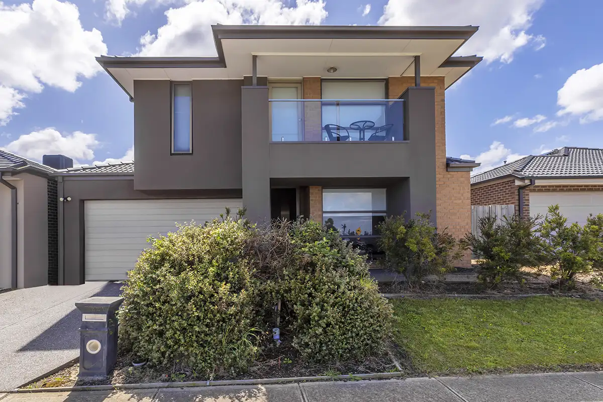 Main view of Homely house listing, 194 Alisma Bvd, Cranbourne North VIC 3977