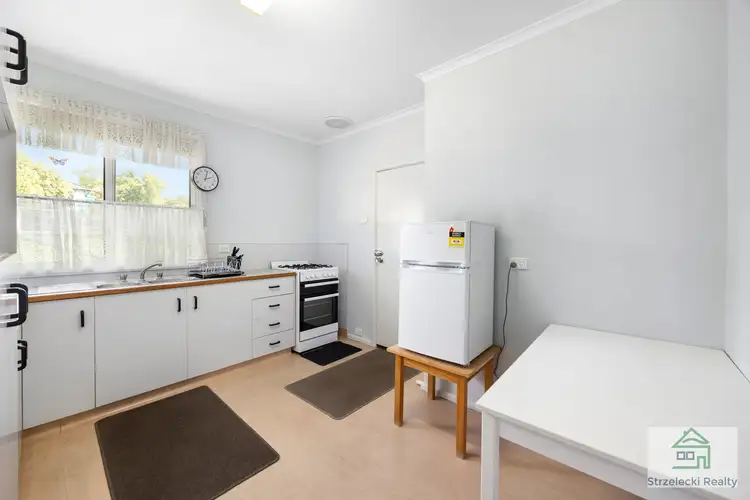 Fifth view of Homely house listing, 2 Lincoln St, Moe VIC 3825