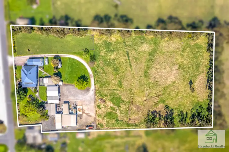 Fourth view of Homely rural property listing, 15 Hayes Rd, Newborough VIC 3825