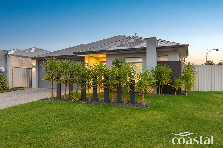 15 Warriedar Way, Golden Bay WA 6174