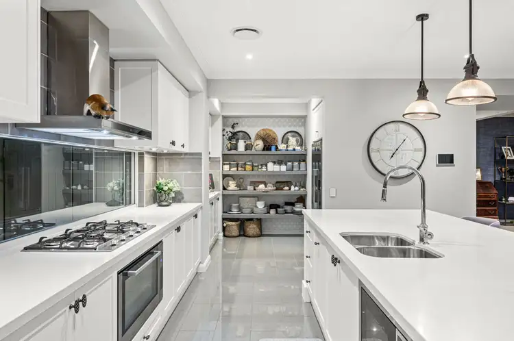 Fifth view of Homely house listing, 3 Cardinal Cres, Newport QLD 4020