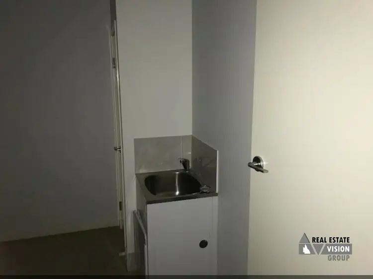 Fifth view of Homely unit listing, Unit 9/8 Hillcrest St, Emerald QLD 4720