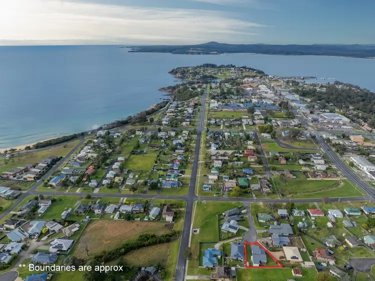 Second view of Homely house listing, 7 Wahoo Ct, Eden NSW 2551