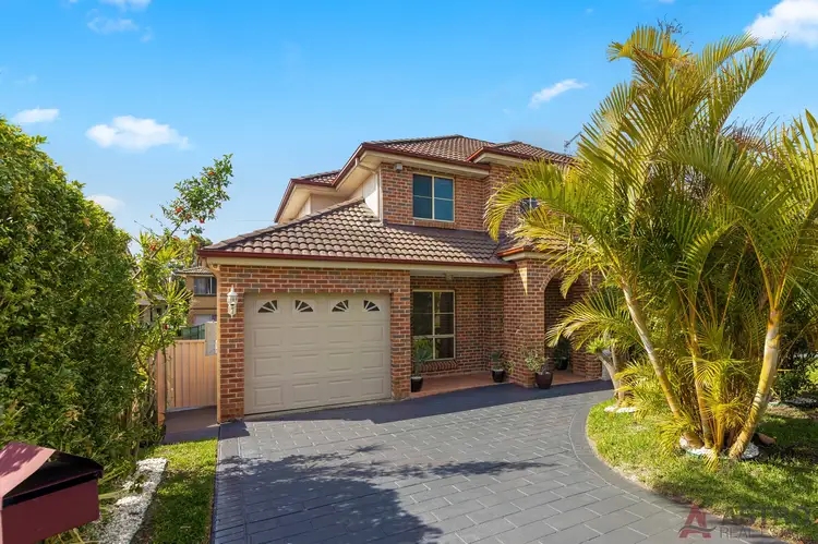 11A Haywood Pl, Greystanes NSW 2145