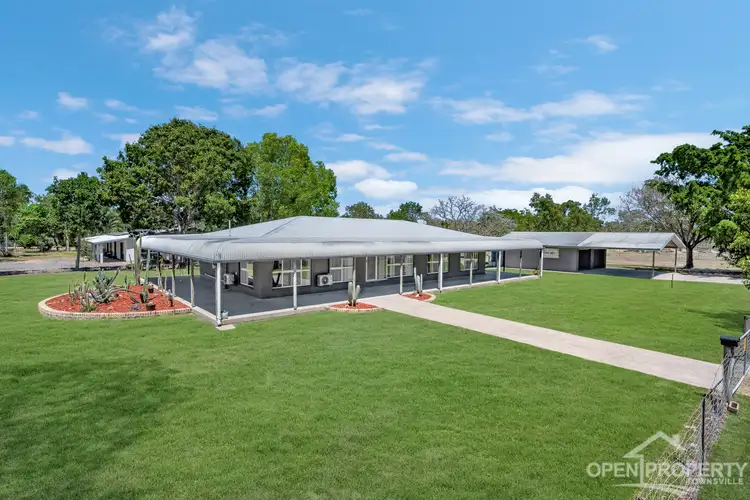 184 Mount Low Pkwy, Mount Low QLD 4818