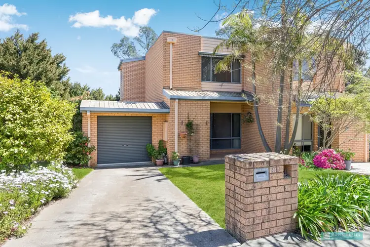 Unit 1/11 Timbertop Dr, Kennington VIC 3550