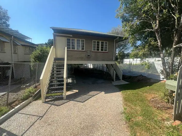 1583 Sandgate Rd, Nundah QLD 4012