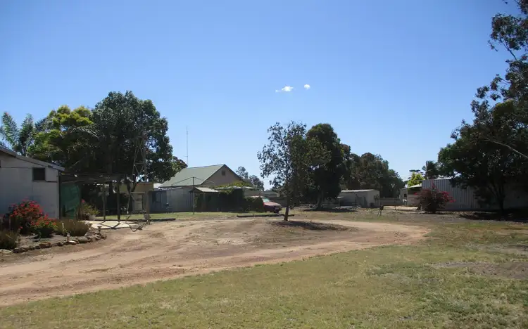 Seventh view of Homely house listing, 33 Mitchell St, Cunderdin WA 6407