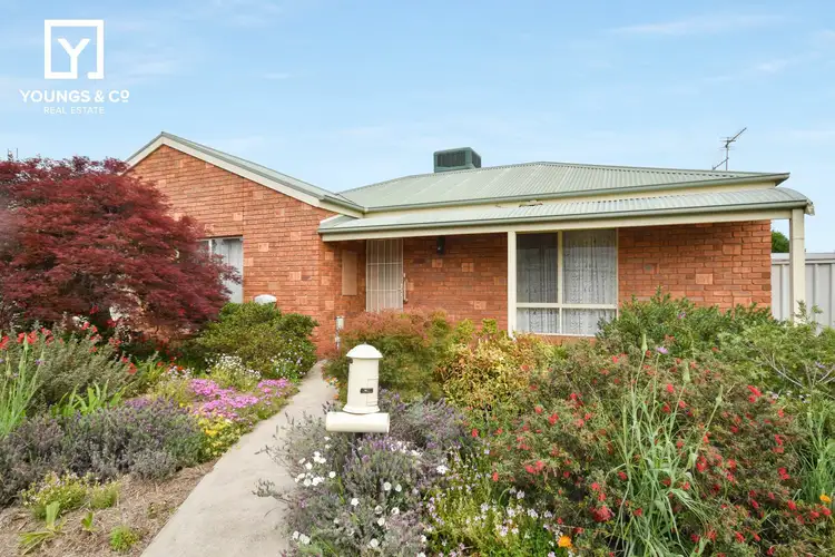 Main view of Homely townhouse listing, 2 Robert Cl, Mooroopna VIC 3629