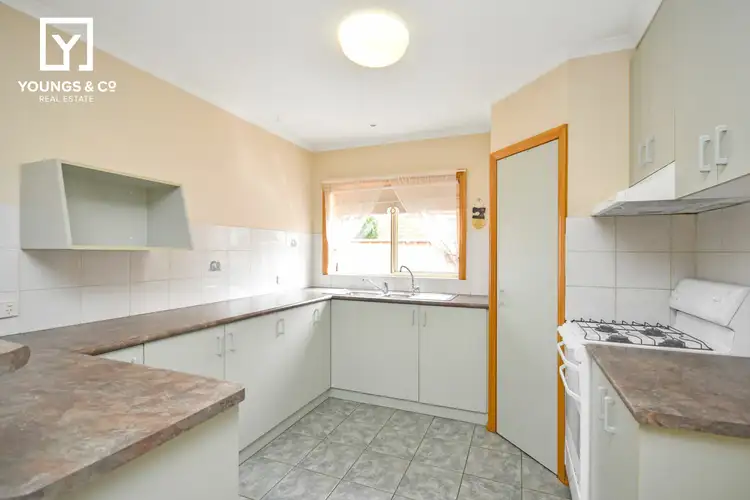 Fourth view of Homely townhouse listing, 2 Robert Cl, Mooroopna VIC 3629