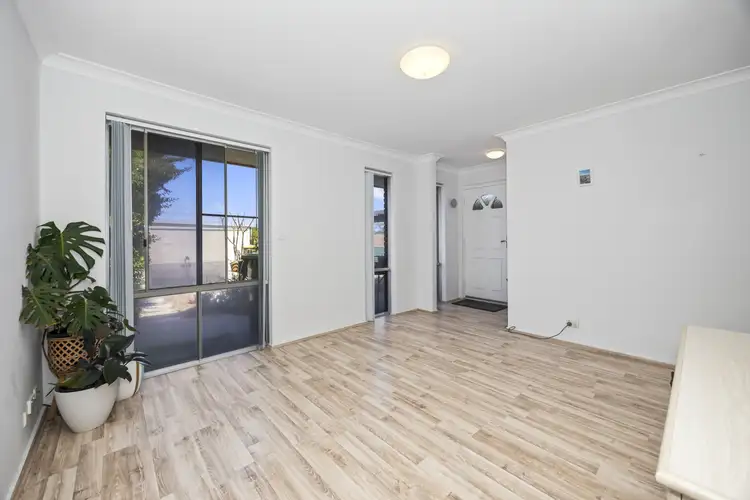 Fourth view of Homely villa listing, 8 Rosewood Hts, Craigie WA 6025