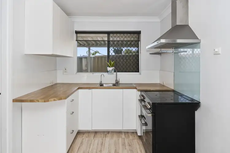 Sixth view of Homely villa listing, 8 Rosewood Hts, Craigie WA 6025