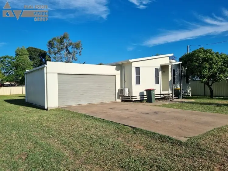 5 Graham St, Bluff QLD 4702