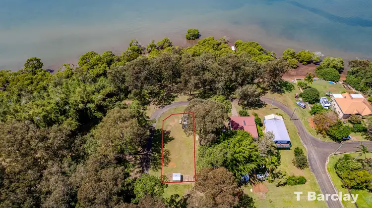8 Edgewater Pl, Lamb Island QLD 4184