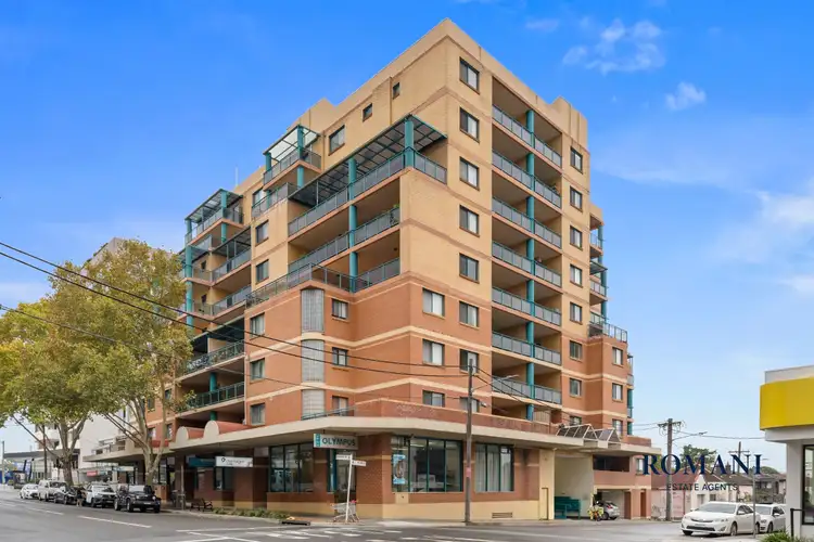 16-22 Burwood Rd