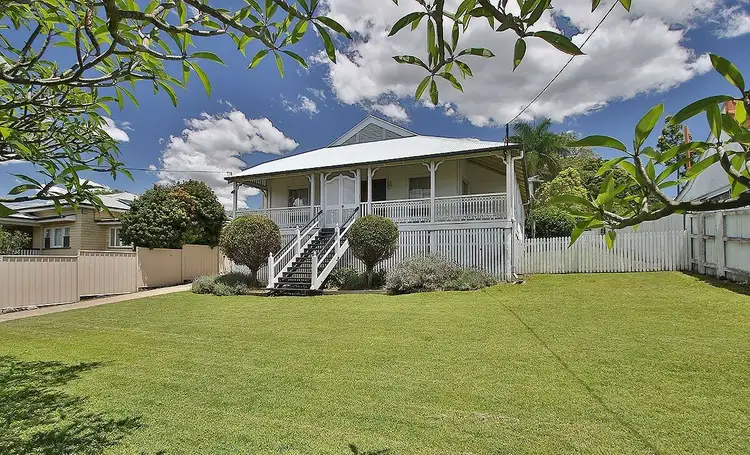 7 Whitehill Rd
