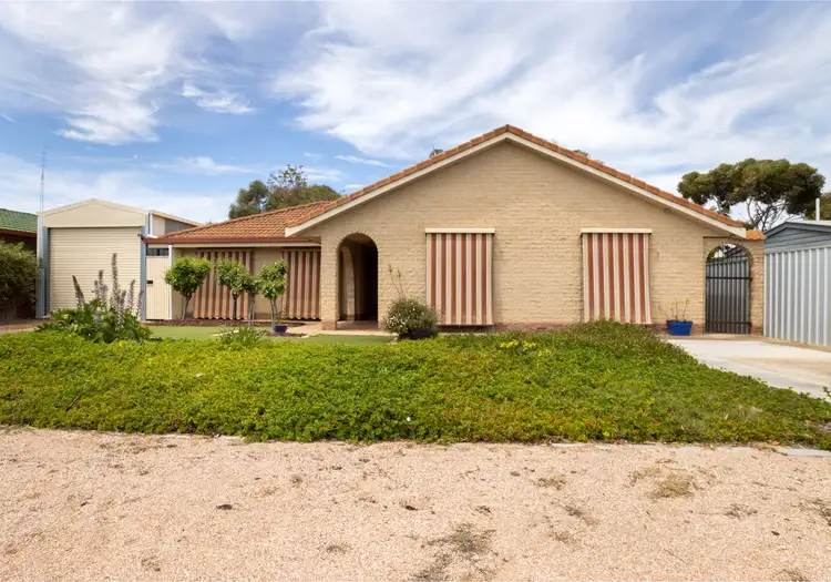 3 Second St, North Moonta SA 5558