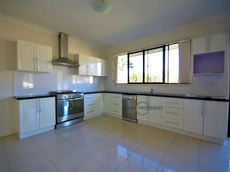 Fifth view of Homely house listing, 17 Foreman Court, Collingwood Park QLD 4301