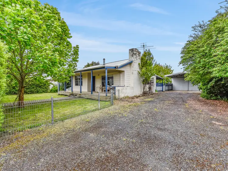65 Clarke St, Penola SA 5277
