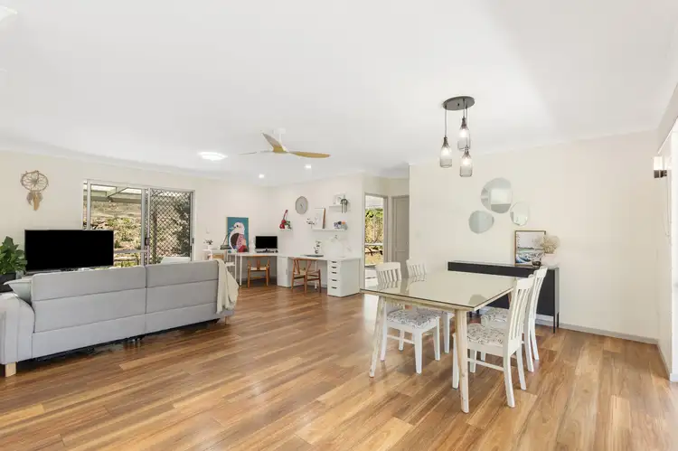 65 Thompson Rd, Ross Creek QLD 4570