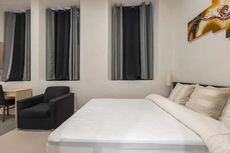 Fifth view of Homely apartment listing, 15/20 Bank Place, Melbourne VIC 3000