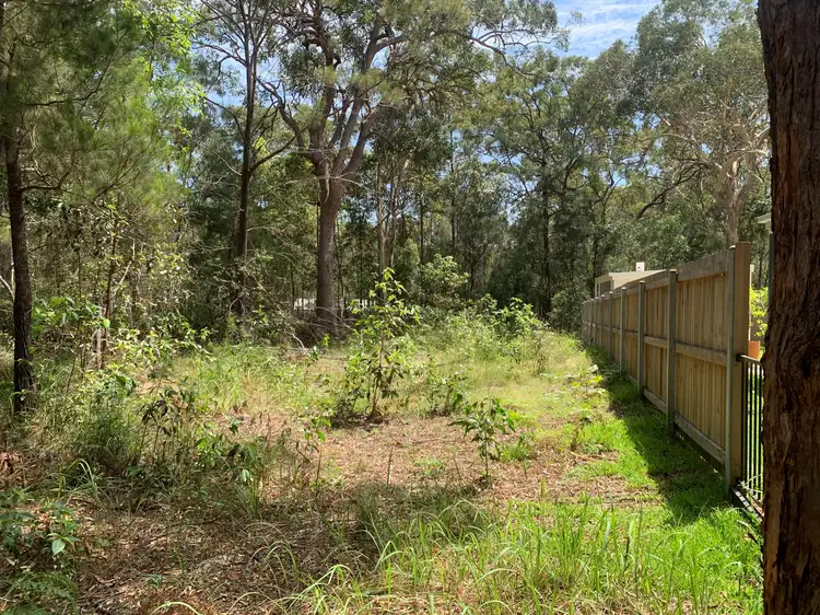 29 Cook Ave, Russell Island QLD 4184