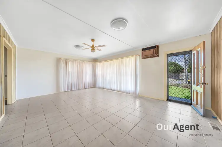 Fifth view of Homely house listing, 10 Oxley Ct, Broadmeadows VIC 3047