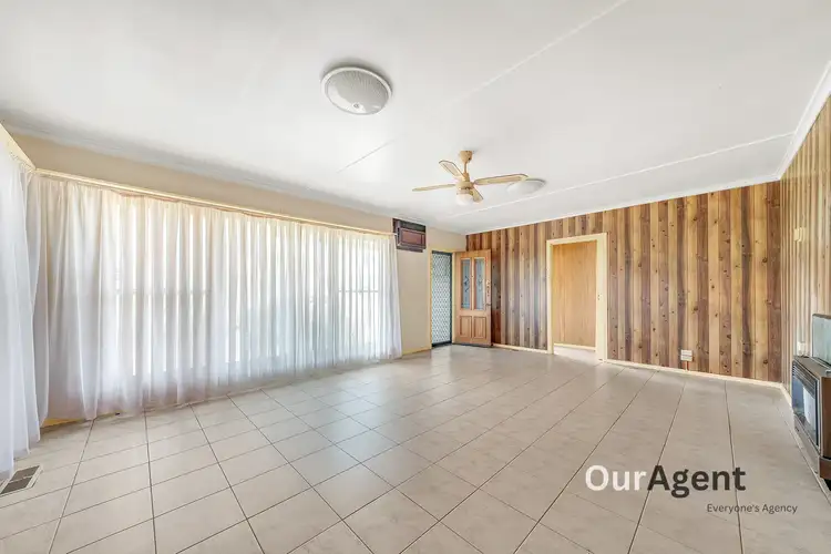 Sixth view of Homely house listing, 10 Oxley Ct, Broadmeadows VIC 3047