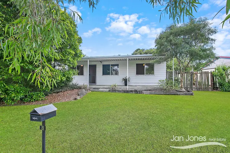 8 Parakeet Ct, Deception Bay QLD 4508