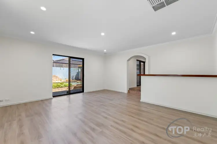 9 Doomben Court, Willetton WA 6155