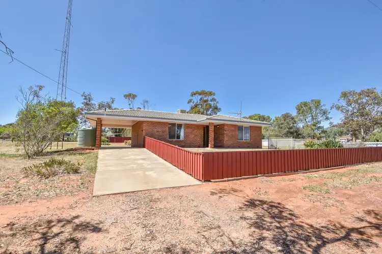 19-21 Barr St, Redhill SA 5521