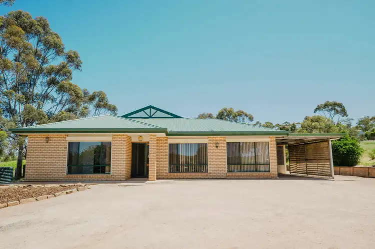 15 High St, Leasingham SA 5452