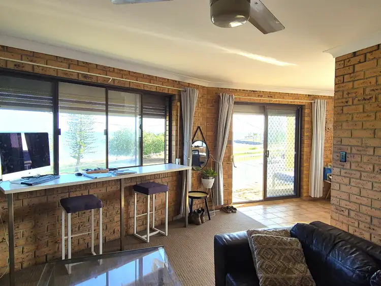 Fifth view of Homely unit listing, Unit 8/176 Hornibrook Esp, Clontarf QLD 4019